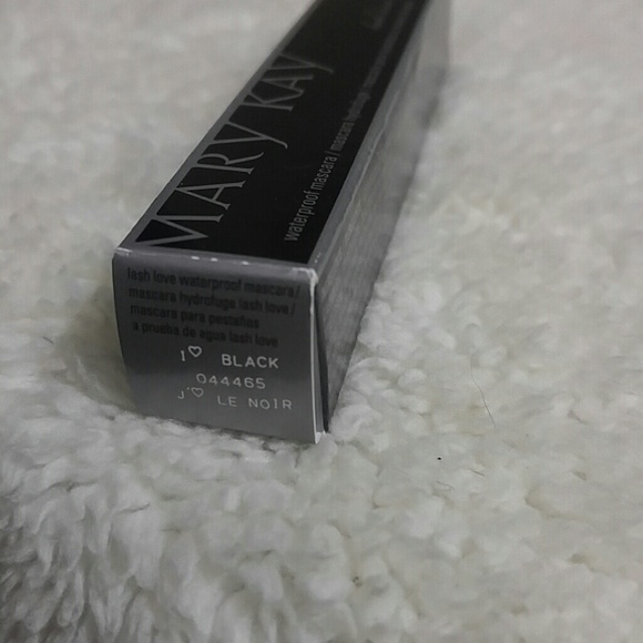MK Waterproof Mascara - Picture 2 of 2